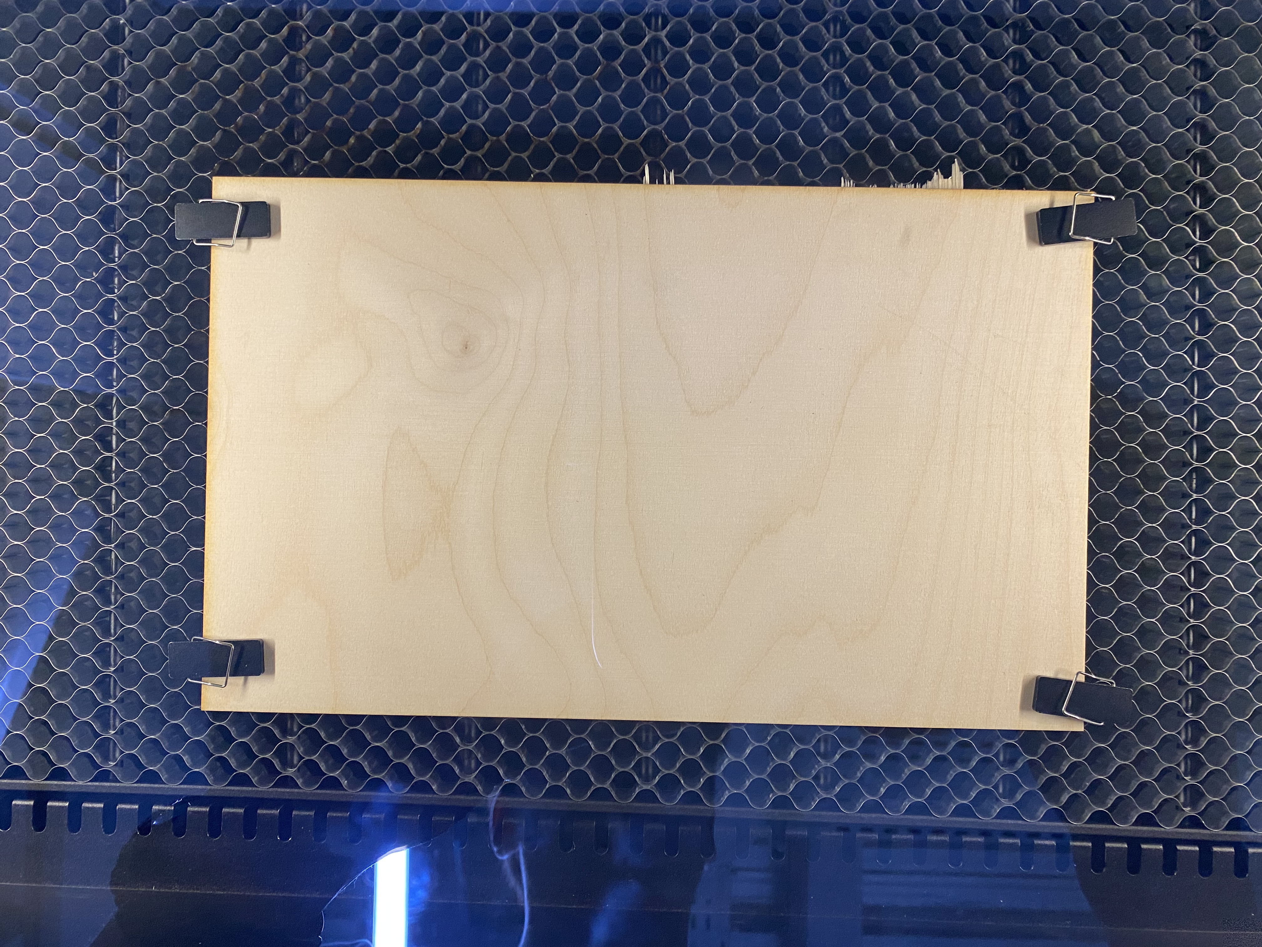 Material on honeycomb bed